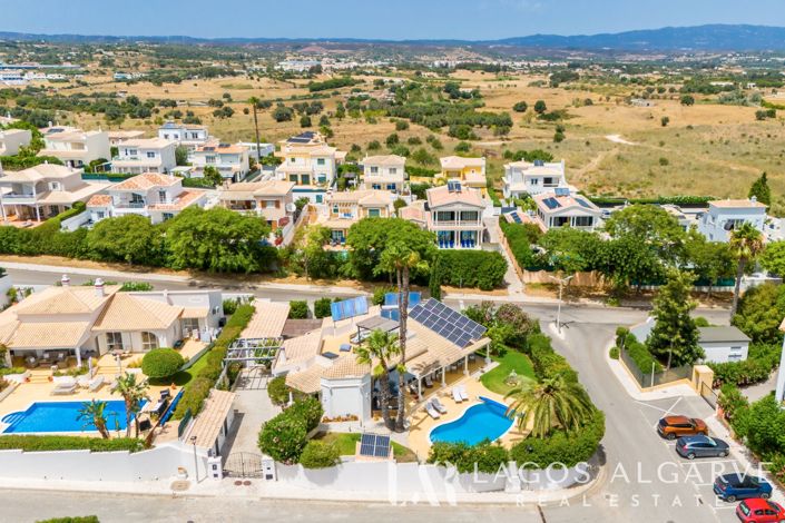 Image No.44-4 Bed Villa for sale