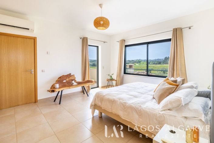 Image No.22-4 Bed Villa for sale
