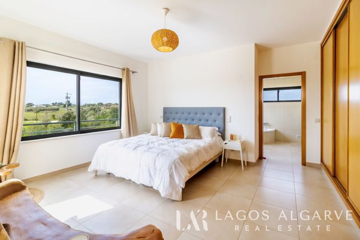 Image No.24-4 Bed Villa for sale