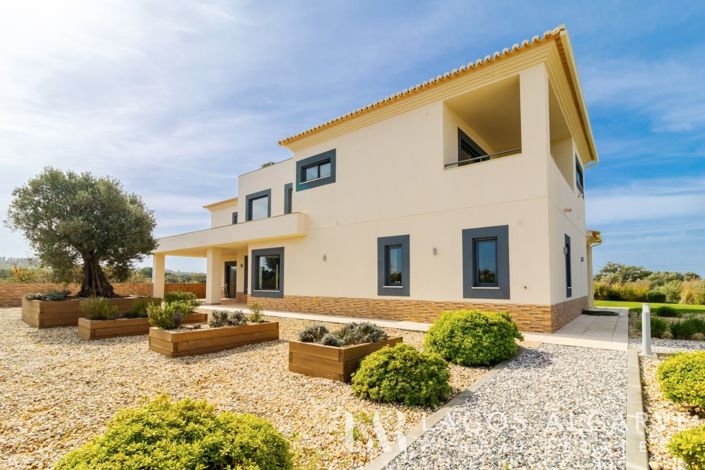 Image No.41-4 Bed Villa for sale