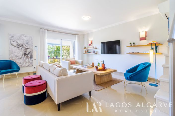 Image No.3-4 Bed Villa for sale