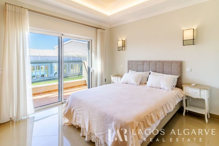 Image No.39-4 Bed Villa for sale