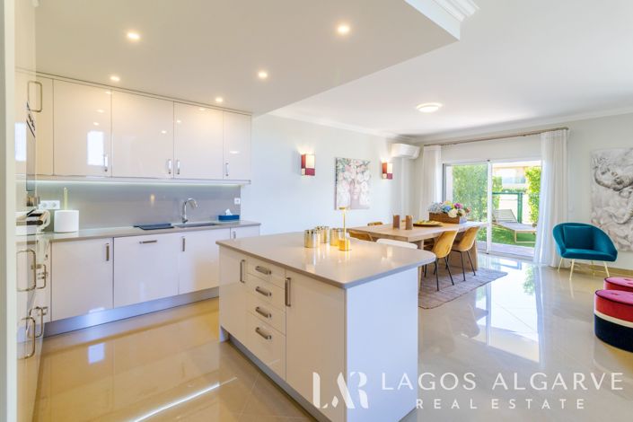 Image No.5-4 Bed Villa for sale