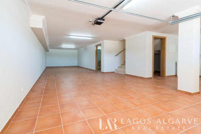 Image No.52-4 Bed Villa for sale