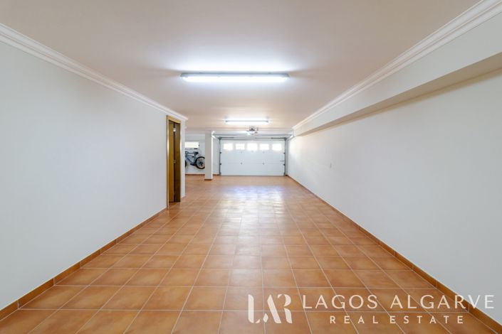 Image No.53-4 Bed Villa for sale