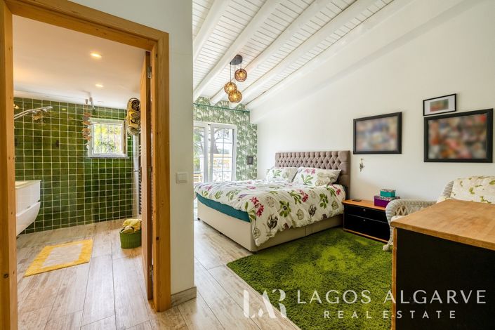 Image No.19-4 Bed Villa for sale