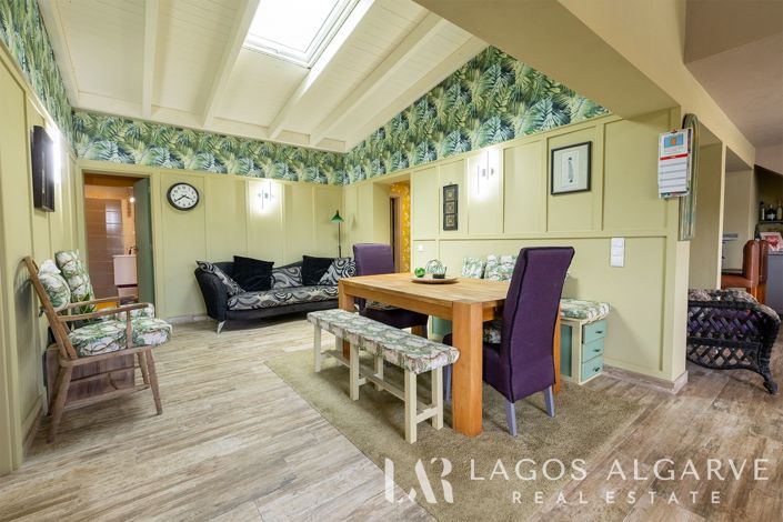 Image No.3-4 Bed Villa for sale
