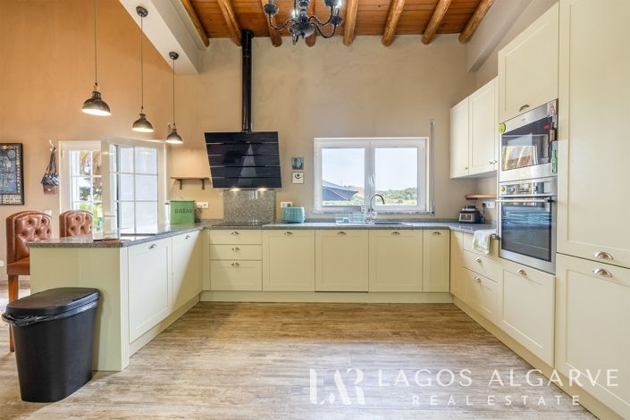 Image No.4-4 Bed Villa for sale