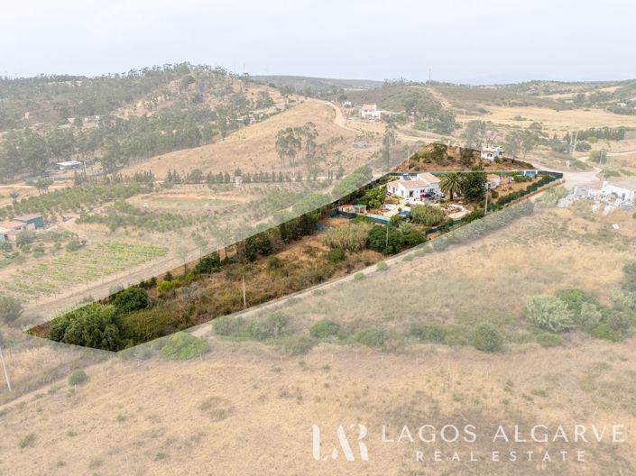 Image No.48-4 Bed Villa for sale