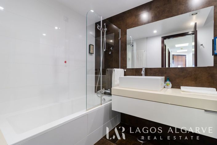 Image No.16-2 Bed Apartment for sale