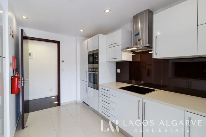 Image No.18-2 Bed Apartment for sale