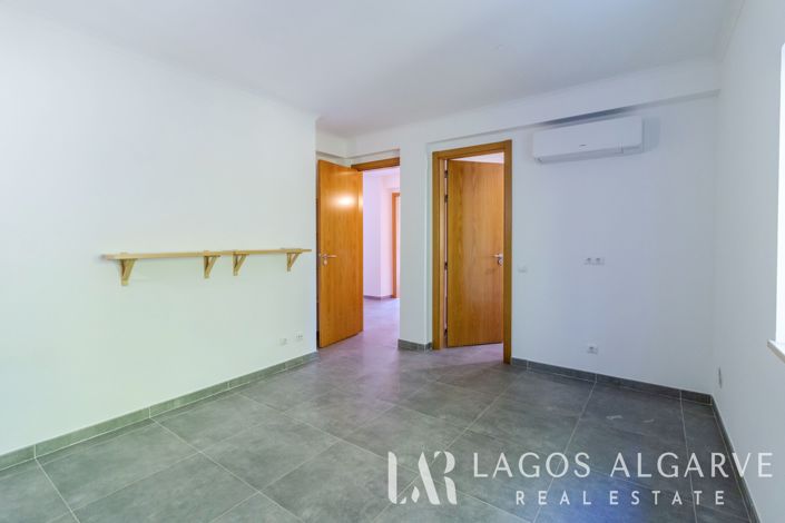 Image No.22-4 Bed Villa for sale