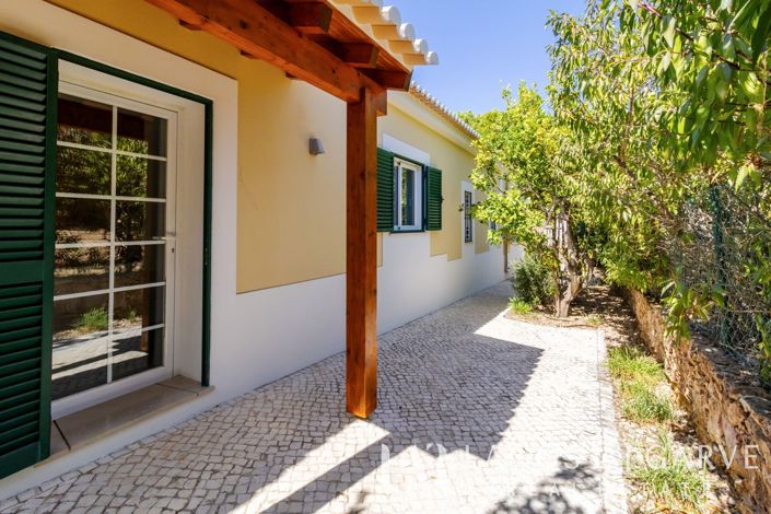 Image No.42-4 Bed Villa for sale