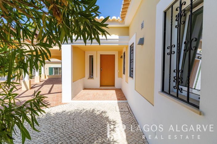 Image No.5-4 Bed Villa for sale