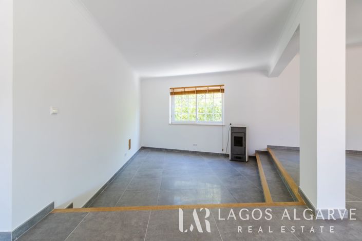 Image No.9-4 Bed Villa for sale