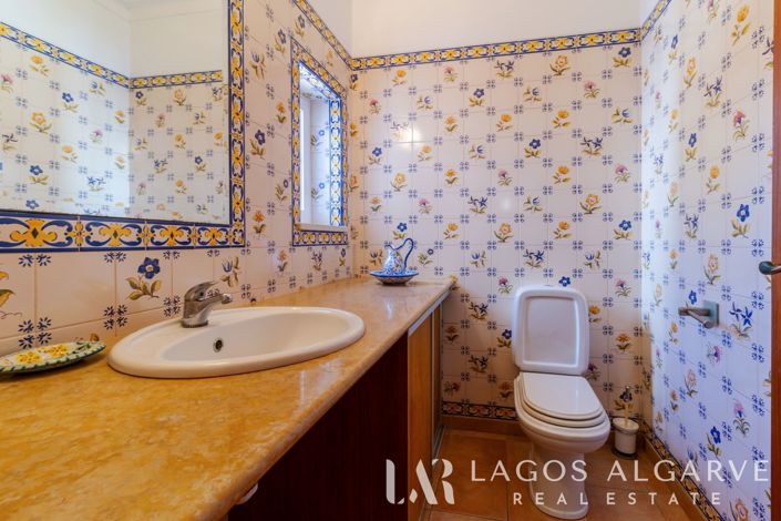 Image No.22-3 Bed Villa for sale