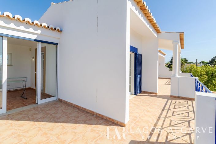 Image No.34-3 Bed Villa for sale