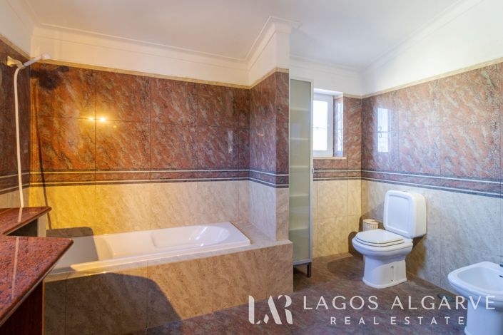 Image No.43-3 Bed Villa for sale
