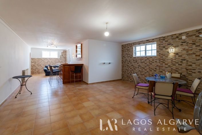 Image No.47-3 Bed Villa for sale
