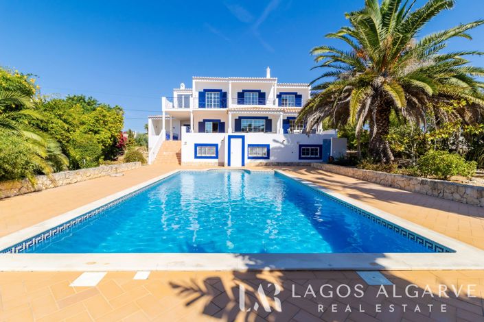 Image No.57-3 Bed Villa for sale