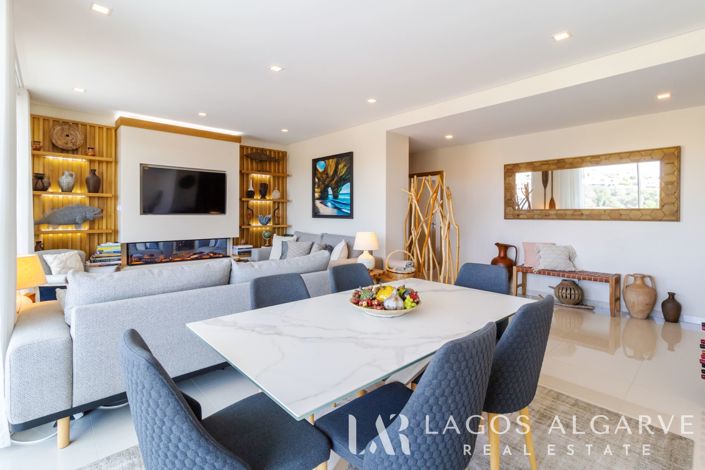 Image No.17-4 Bed Apartment for sale