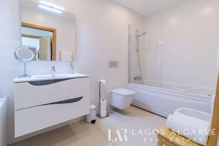 Image No.30-4 Bed Apartment for sale