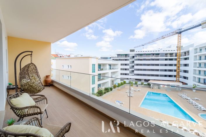 Image No.40-4 Bed Apartment for sale