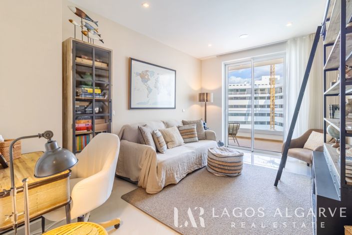 Image No.44-4 Bed Apartment for sale