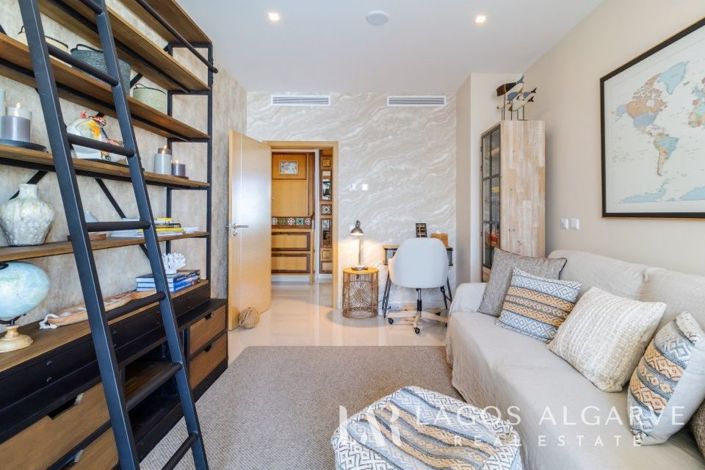 Image No.45-4 Bed Apartment for sale