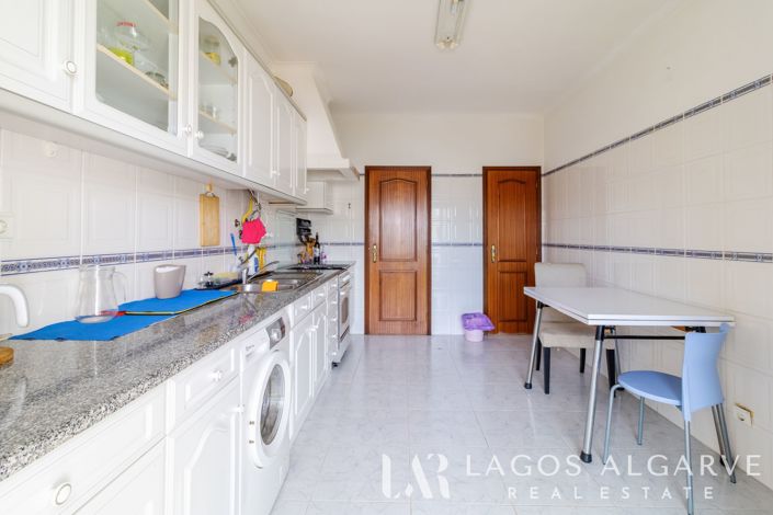 Image No.11-1 Bed Apartment for sale