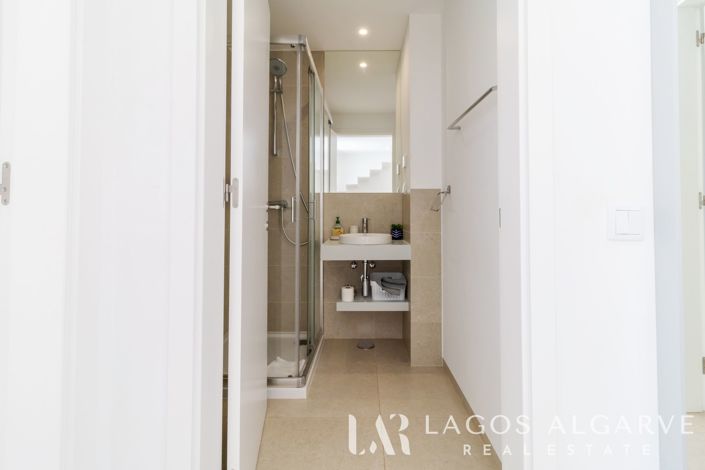 Image No.36-3 Bed Townhouse for sale