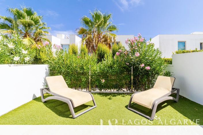 Image No.7-3 Bed Townhouse for sale