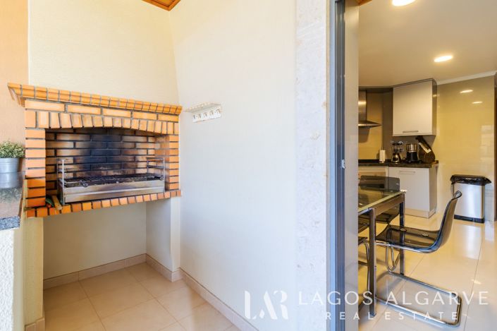 Image No.12-3 Bed Apartment for sale