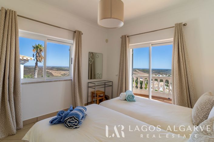 Image No.30-4 Bed Villa for sale