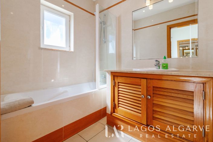 Image No.33-4 Bed Villa for sale