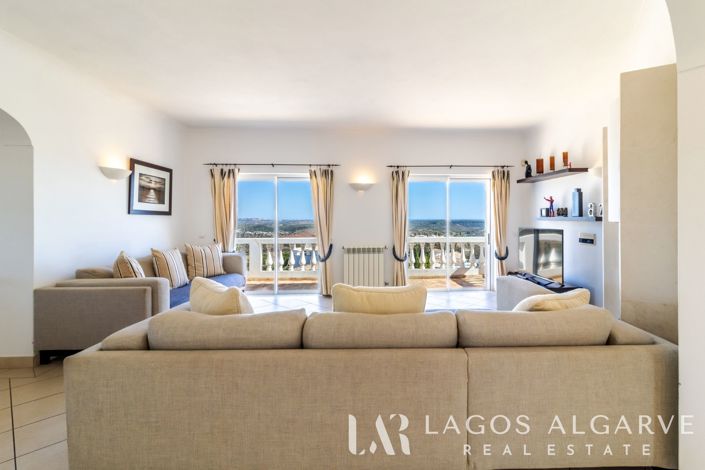 Image No.5-4 Bed Villa for sale