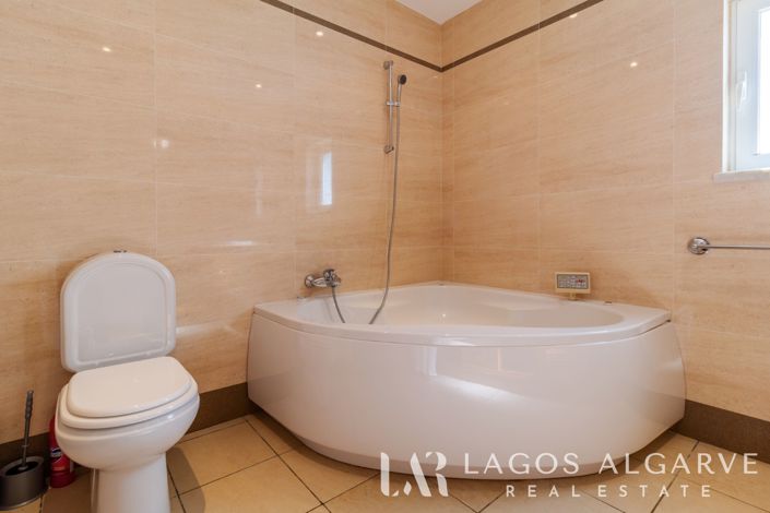 Image No.51-4 Bed Villa for sale