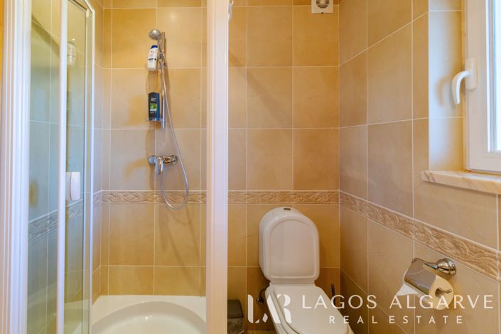 Image No.58-4 Bed Villa for sale
