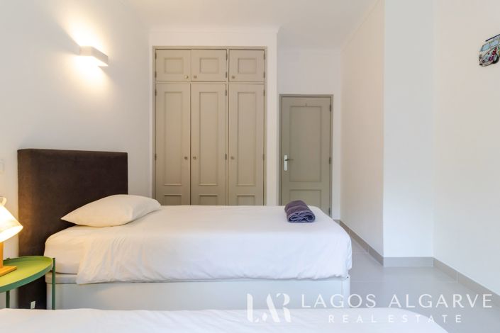 Image No.25-2 Bed Apartment for sale