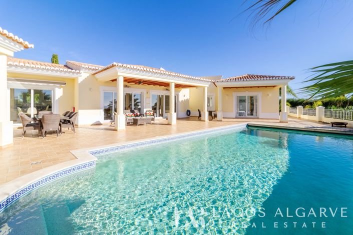 Image No.15-4 Bed Villa for sale