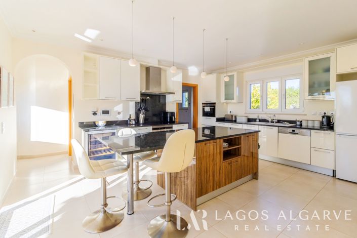 Image No.16-4 Bed Villa for sale
