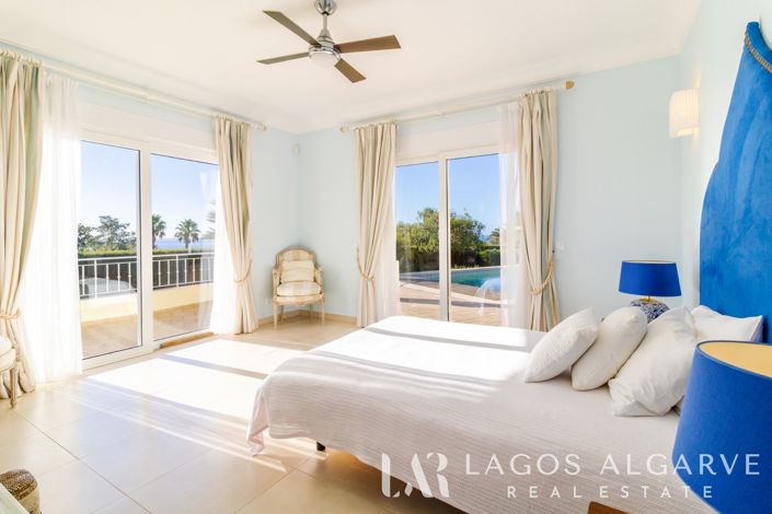 Image No.28-4 Bed Villa for sale