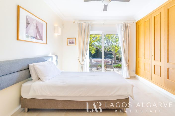 Image No.33-4 Bed Villa for sale