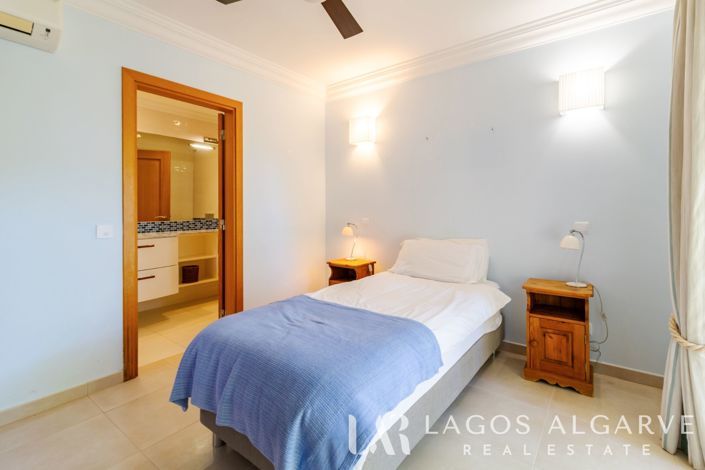 Image No.37-4 Bed Villa for sale