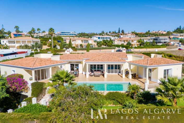 Image No.4-4 Bed Villa for sale