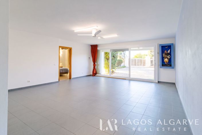 Image No.40-4 Bed Villa for sale