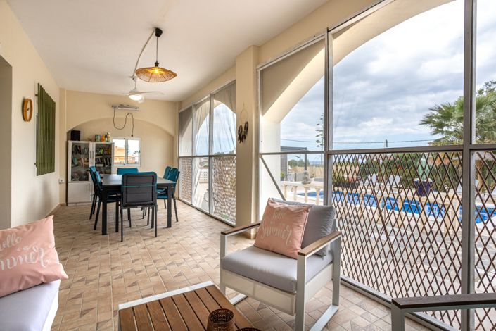 Image No.10-5 Bed Property for sale