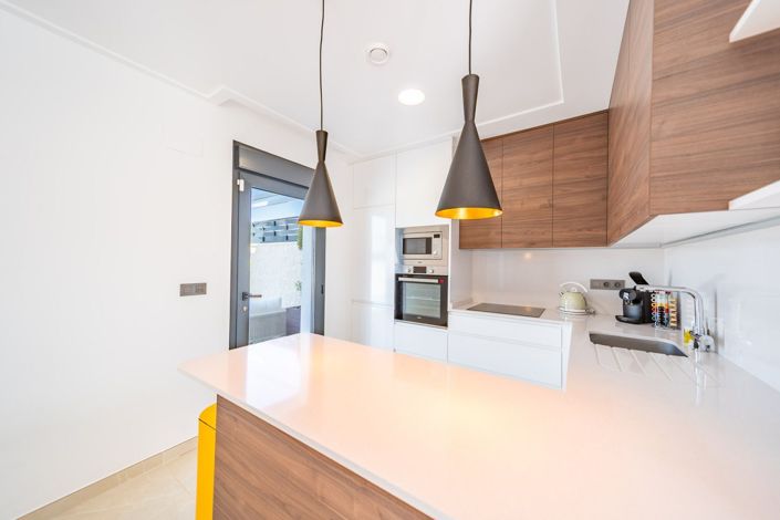 Image No.12-3 Bed Villa for sale