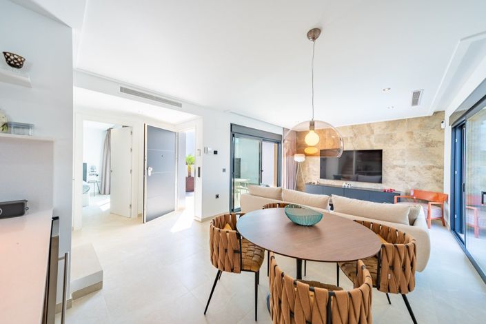 Image No.9-3 Bed Villa for sale