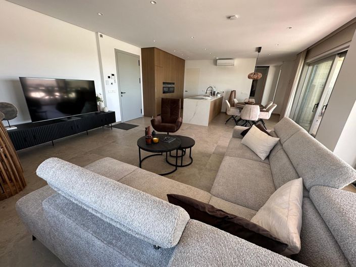 Image No.10-4 Bed Villa for sale